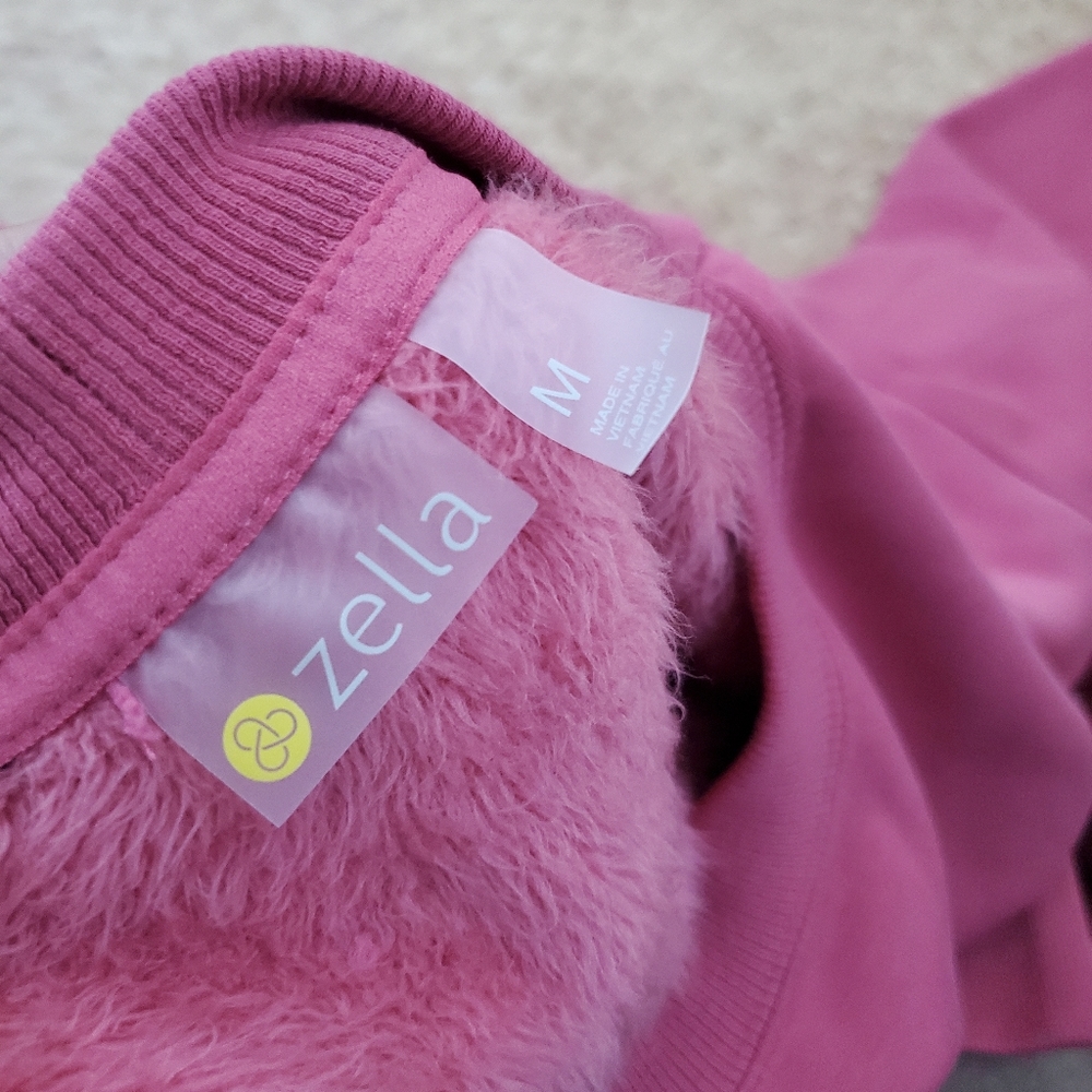 Zella Amazing Crew Neck Sweatshirt